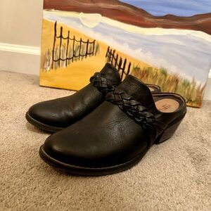 Black Leather Braided-Trim Mules